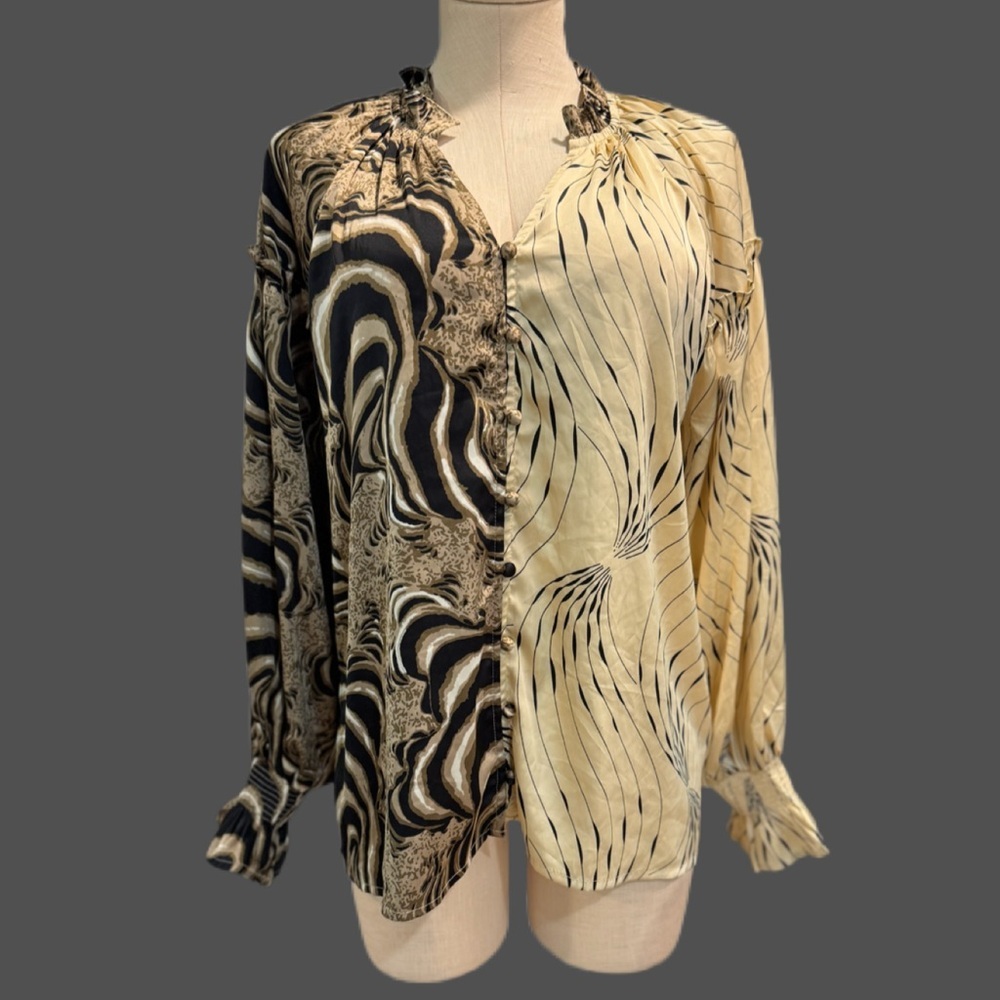 ENTRO size S Elegant Women's Multi Patterned  long sleeve buttoned blouse